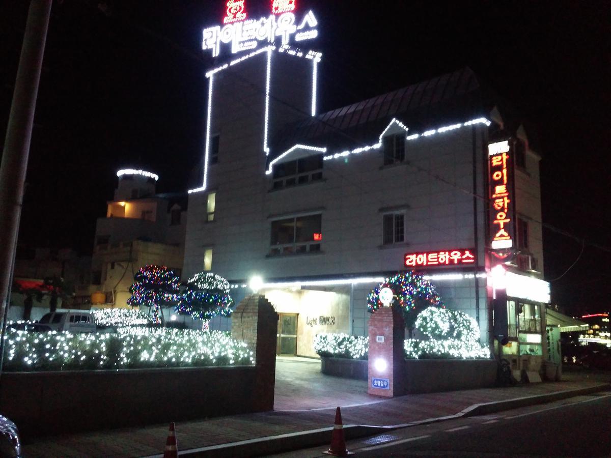 Geoje Jangseungpo Lighthouse Hotel Sodong Luaran gambar