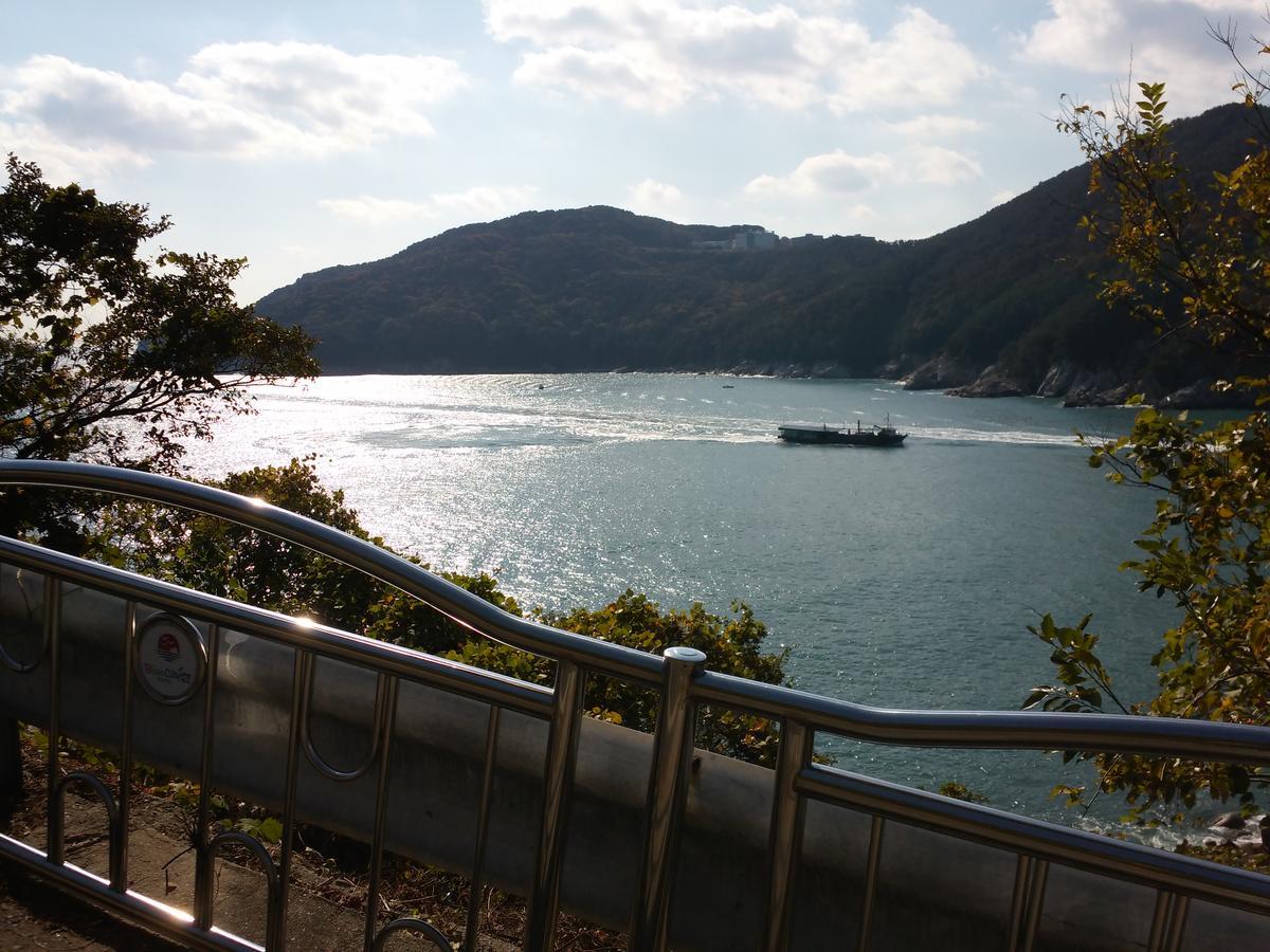 Geoje Jangseungpo Lighthouse Hotel Sodong Luaran gambar