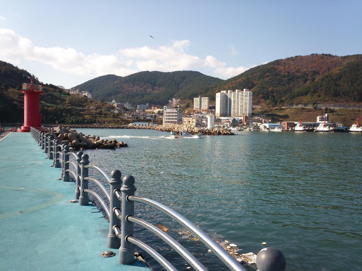 Geoje Jangseungpo Lighthouse Hotel Sodong Luaran gambar