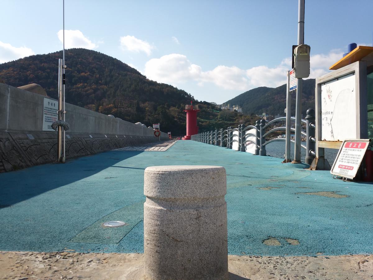 Geoje Jangseungpo Lighthouse Hotel Sodong Luaran gambar