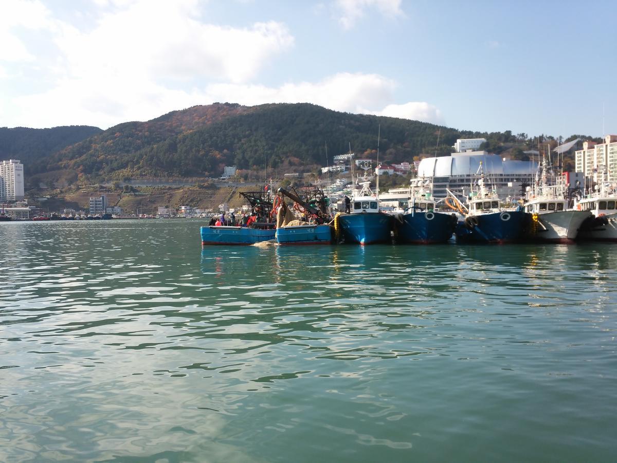 Geoje Jangseungpo Lighthouse Hotel Sodong Luaran gambar